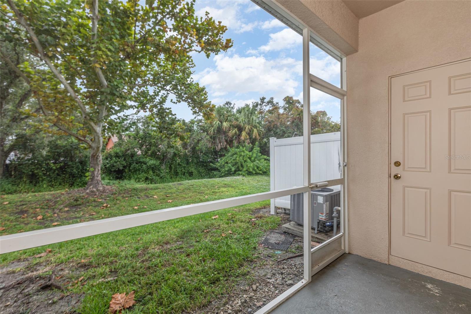 1125 GRANTHAM DR — photo 33