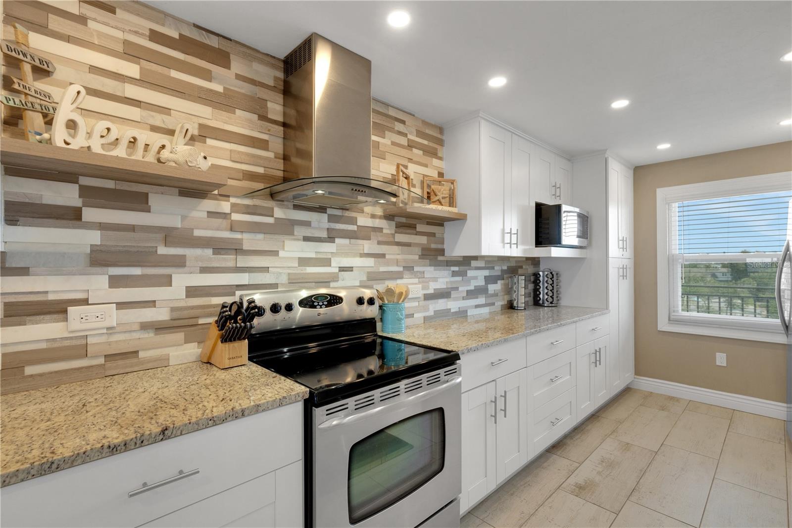 420 BEACH RD #507 — photo 10