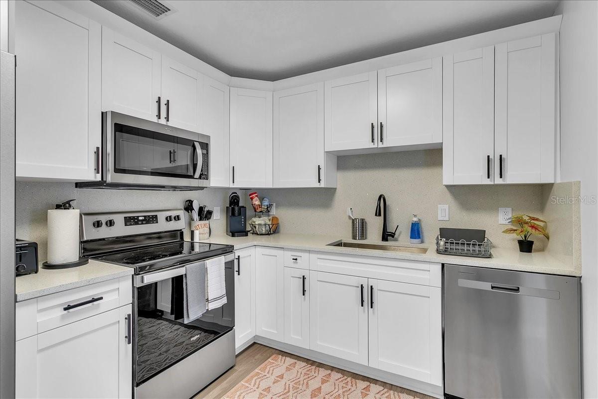 5210 S ZION ST — photo 12