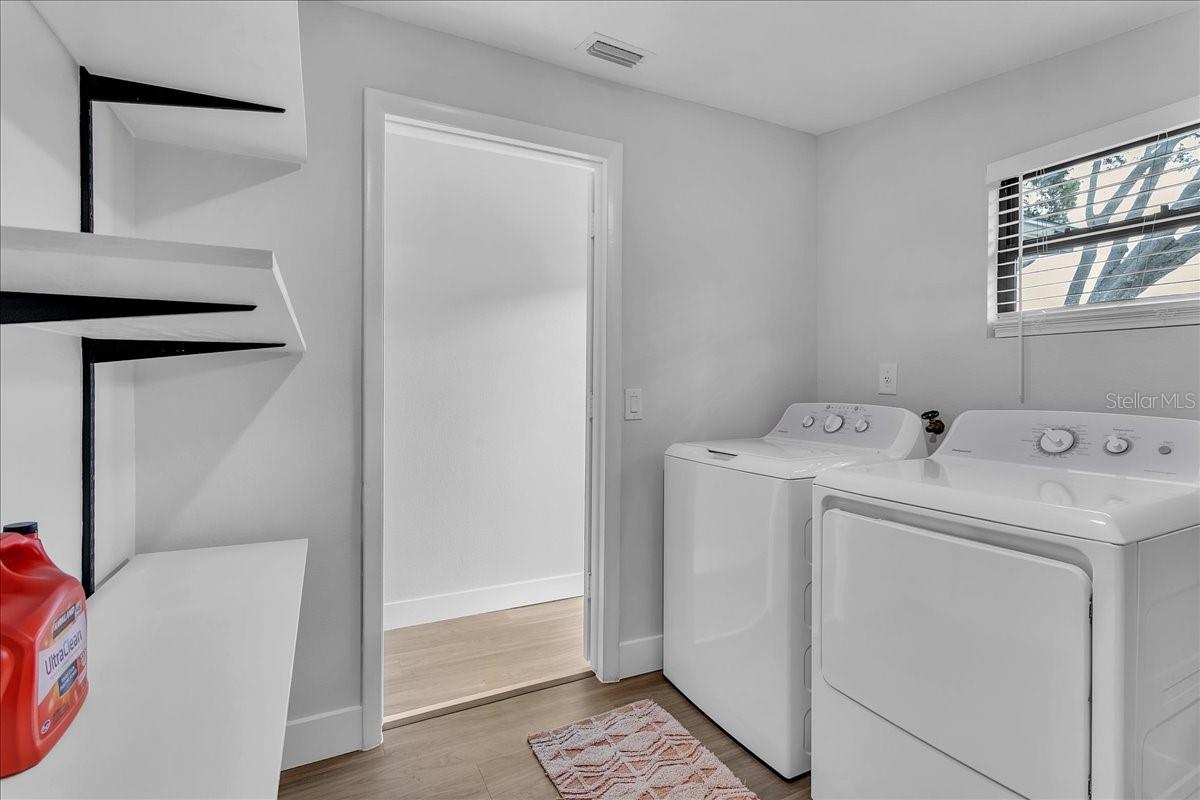 5210 S ZION ST — photo 11