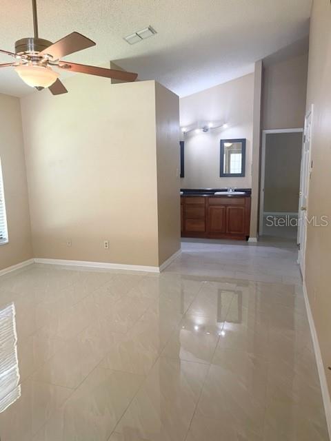 1520 ATTLEBORO LN — photo 27