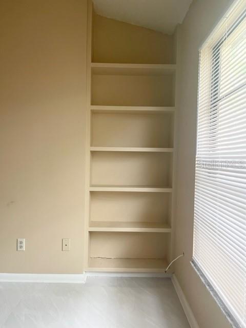 1520 ATTLEBORO LN — photo 34
