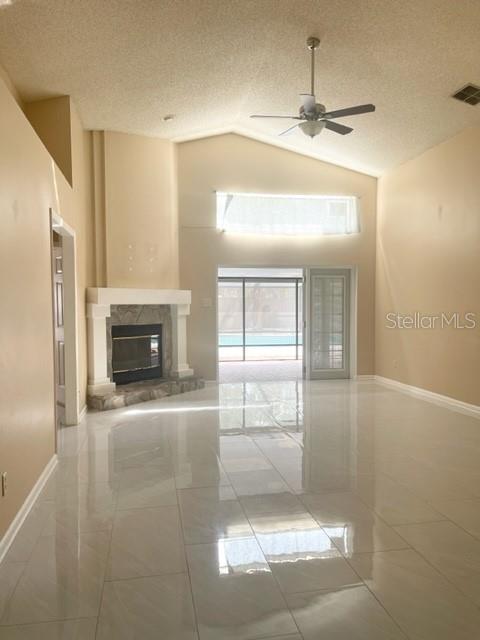 1520 ATTLEBORO LN — photo 10