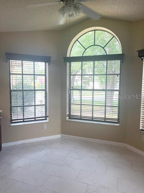 1520 ATTLEBORO LN — photo 20
