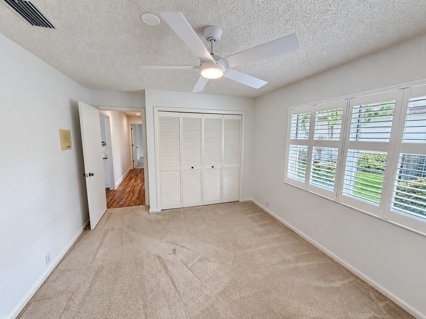 4871 WINTERHAVEN DR — photo 19