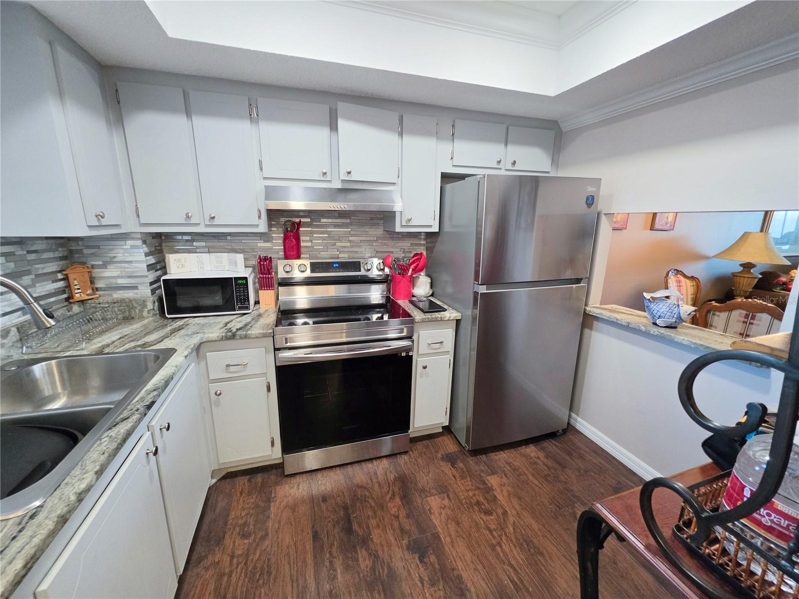 3917 LAKE BAYSHORE DR #F-307 — photo 10