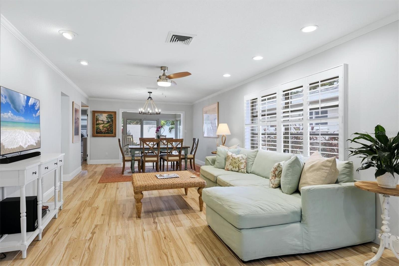6005 MIDNIGHT PASS RD #S6 — photo 11