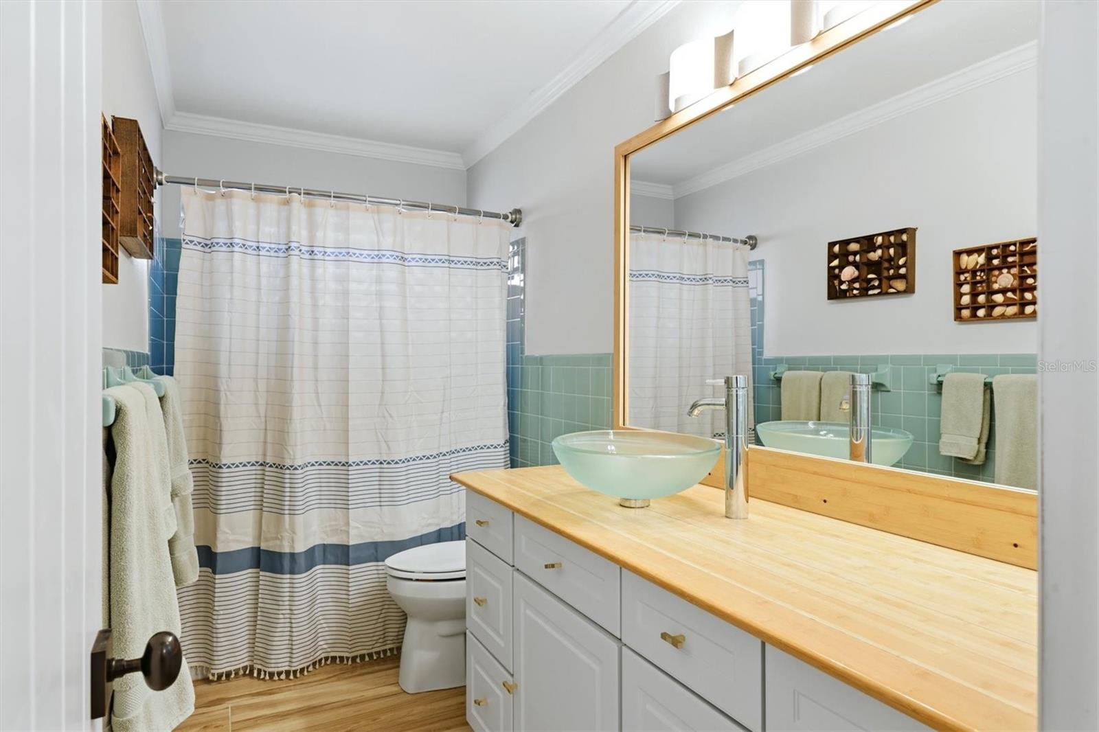 6005 MIDNIGHT PASS RD #S6 — photo 32