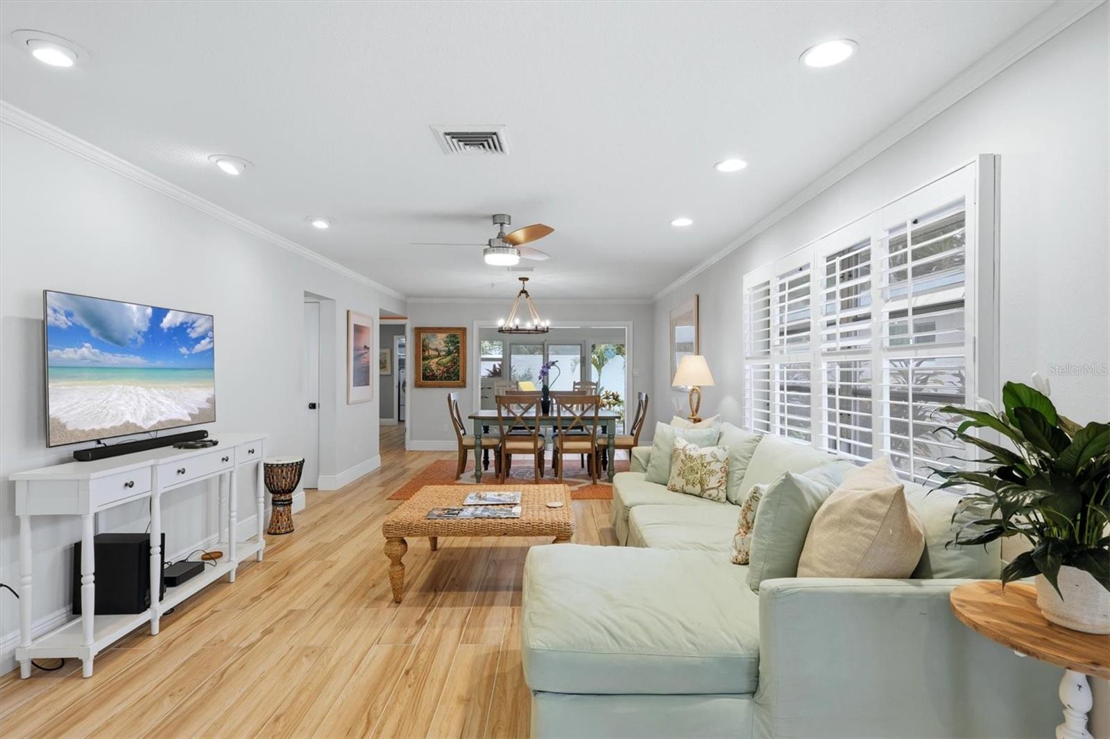 6005 MIDNIGHT PASS RD #S6 — photo 8