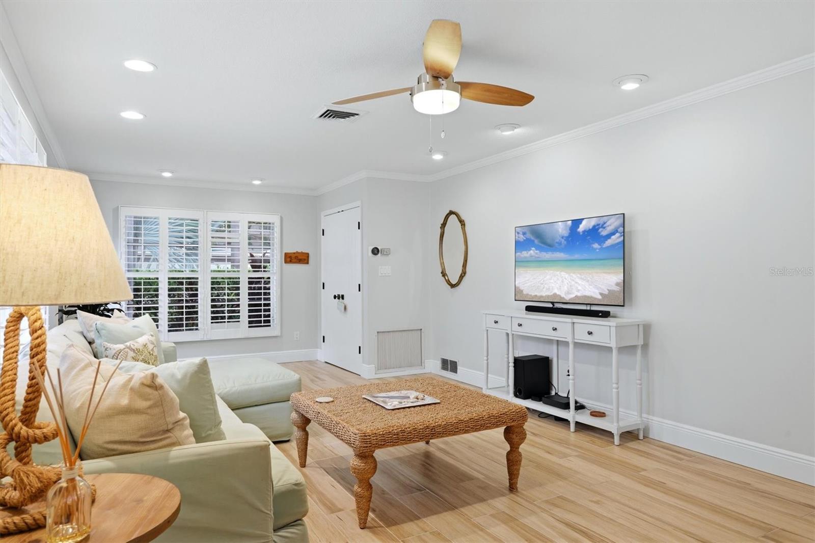 6005 MIDNIGHT PASS RD #S6 — photo 12