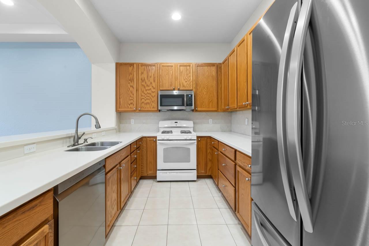 1009 CHELSEA GREENS CT #37 — photo 11