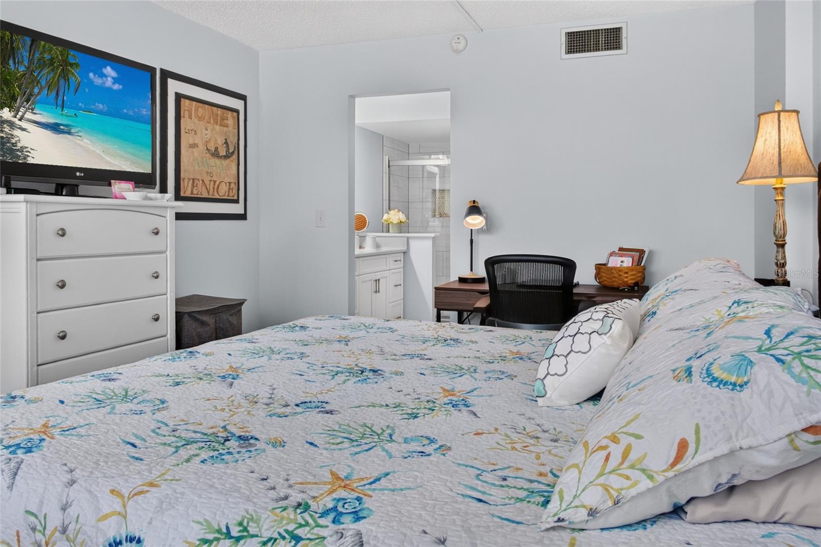 612 BIRD BAY DR S #108 — photo 22