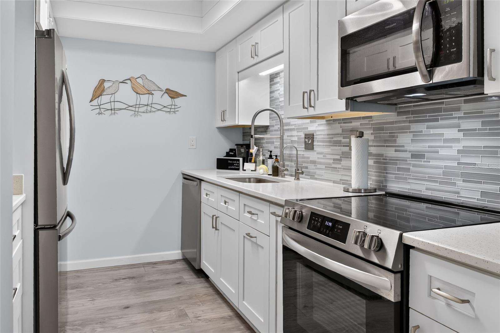 612 BIRD BAY DR S #108 — photo 12