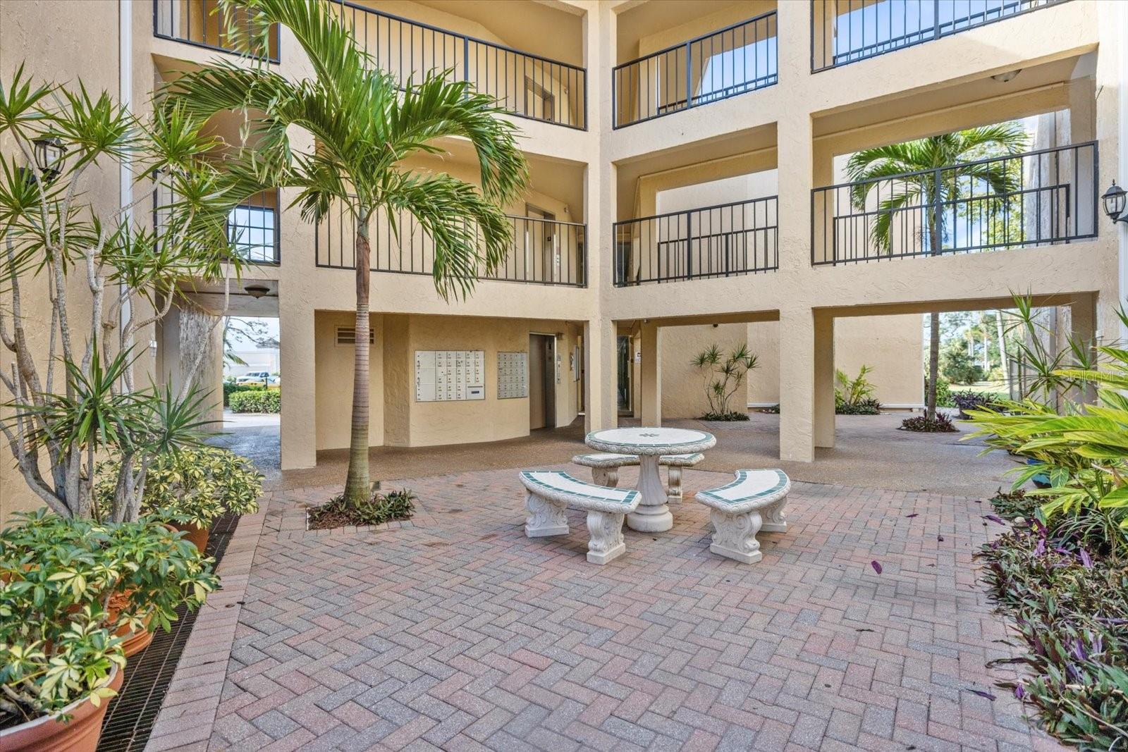 612 BIRD BAY DR S #108 — photo 2