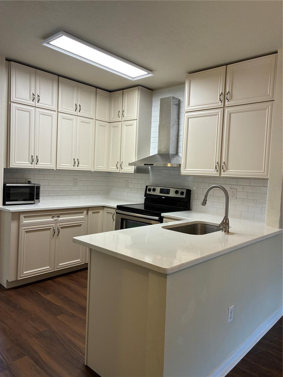30153 BARNABY LN — photo 4