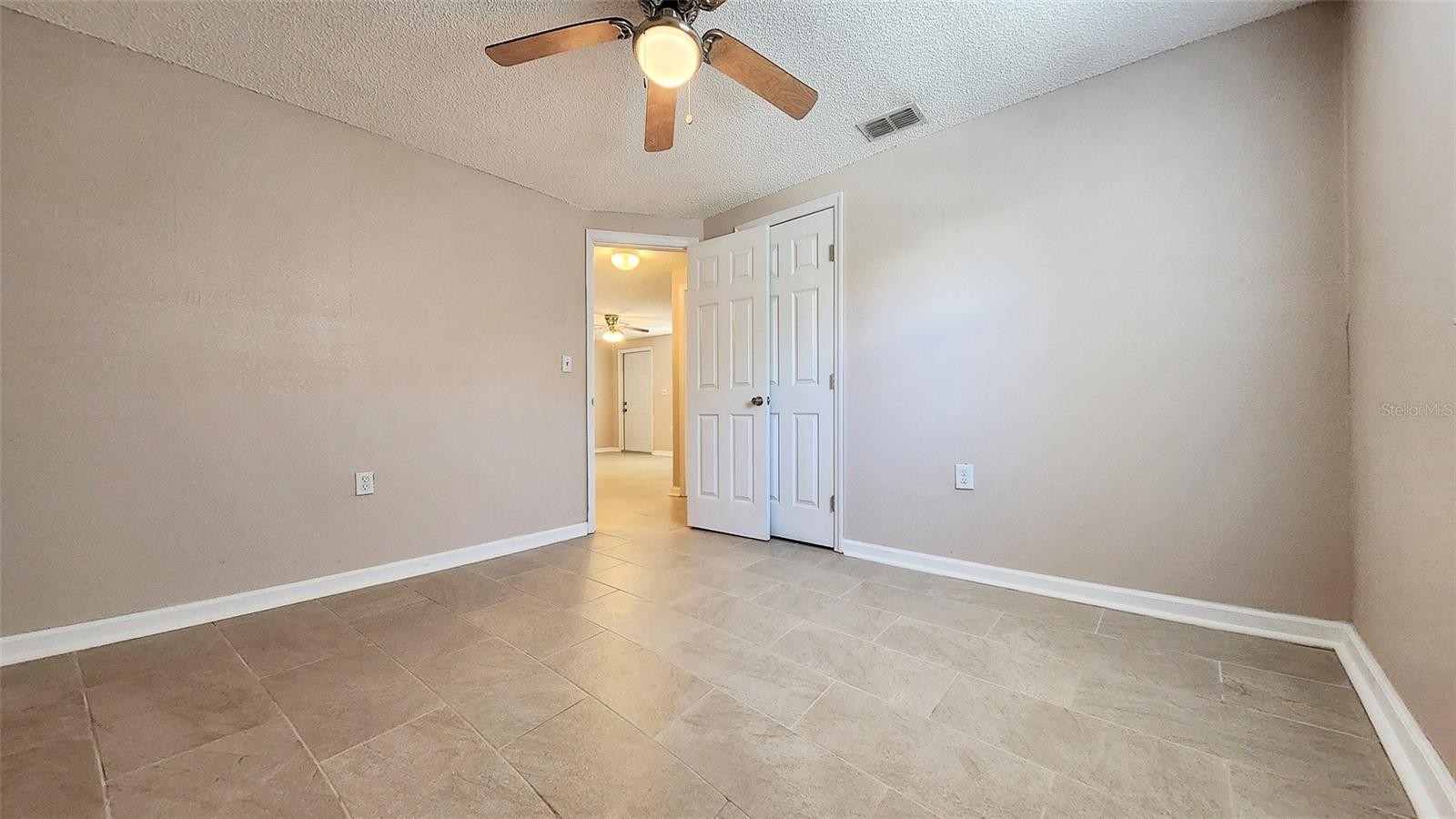 13738 MELANIE AVE — photo 17