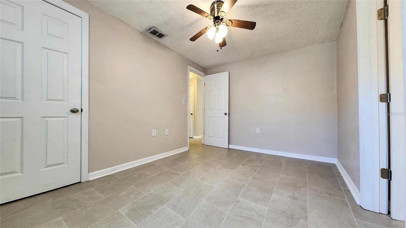 13738 MELANIE AVE — photo 19