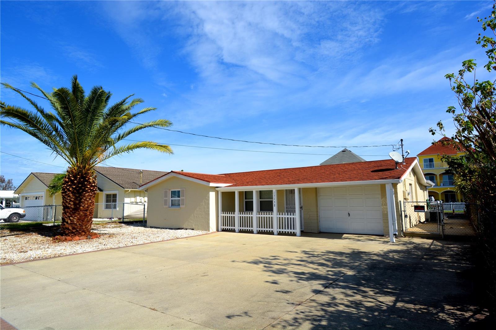 13738 MELANIE AVE — photo 39