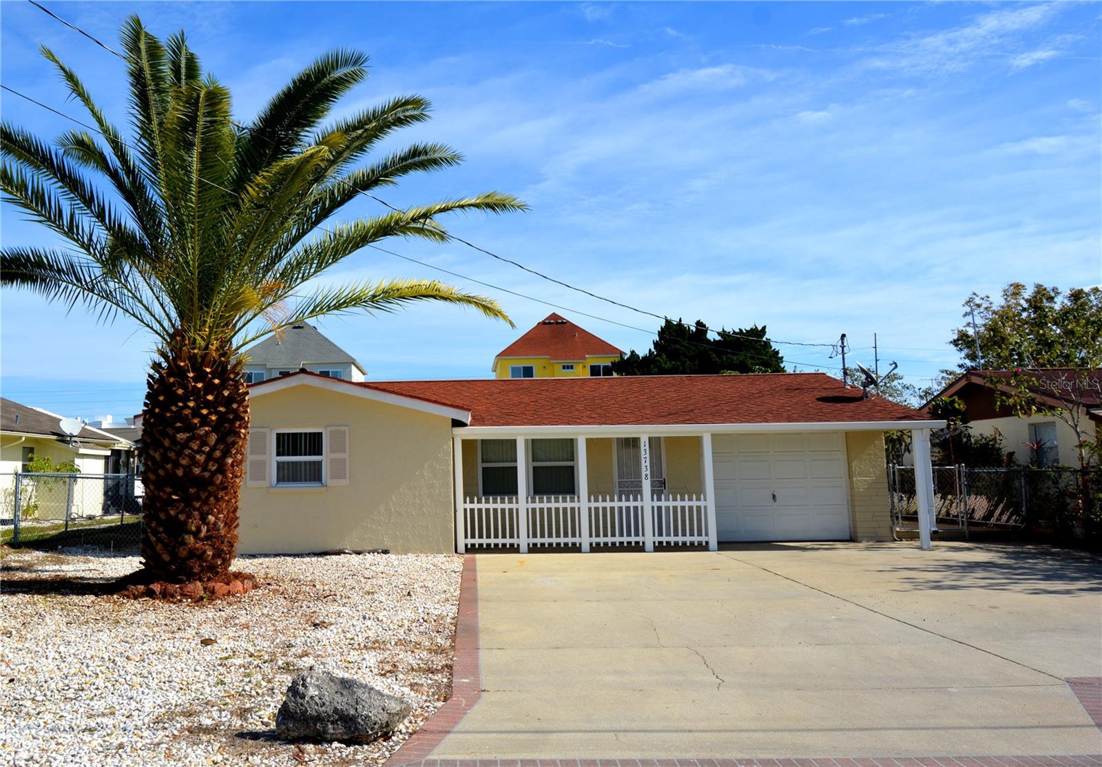 13738 MELANIE AVE — photo 40