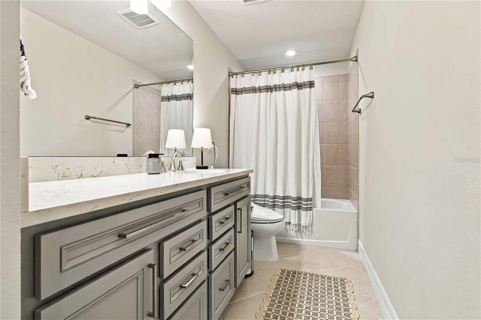 5103 LEVANA ST — photo 39