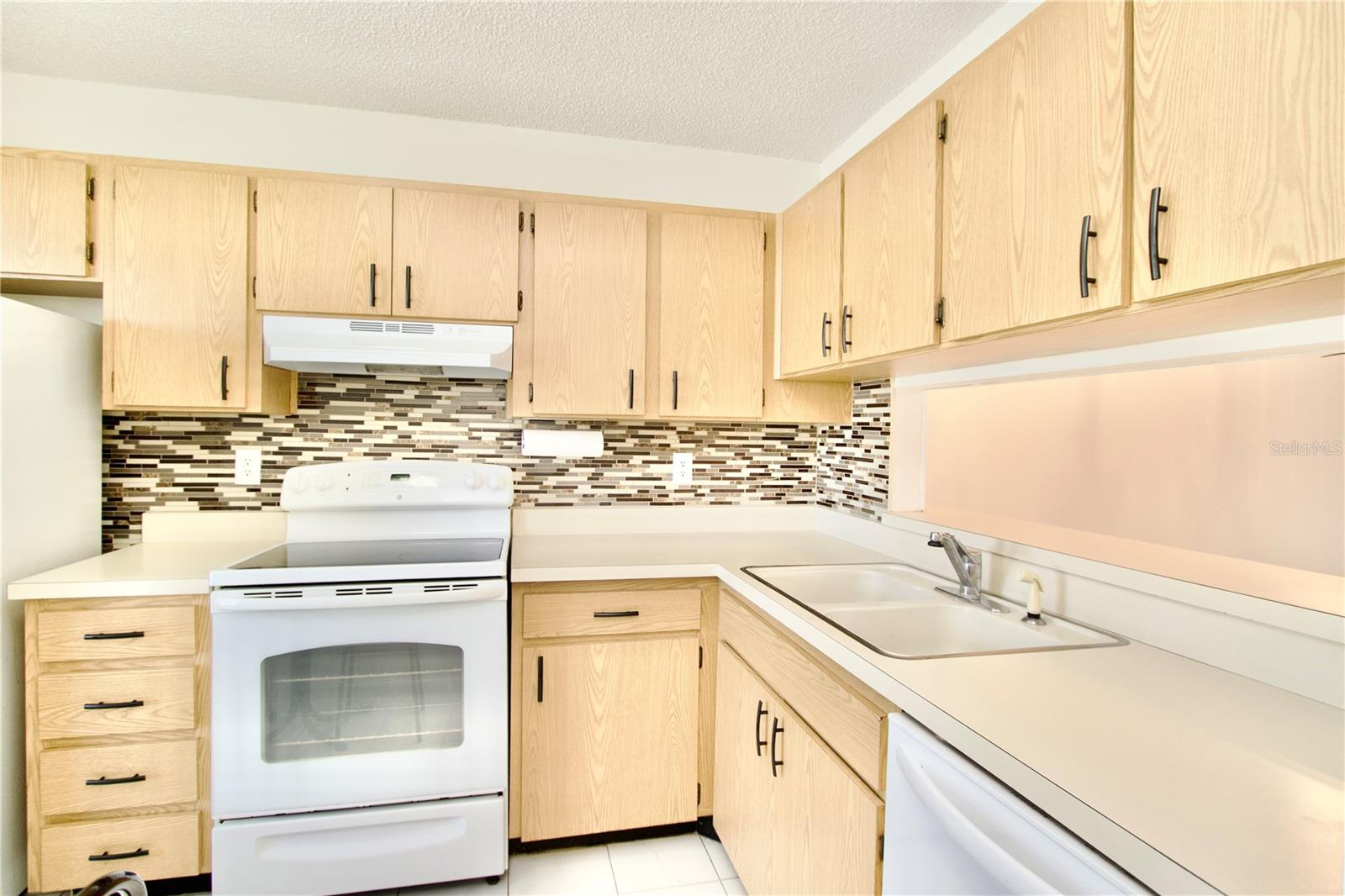 2853 FORRESTAL CT — photo 5