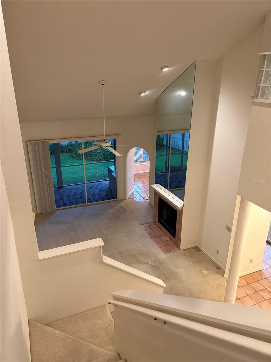 402 DATE PALM CT NE — photo 3