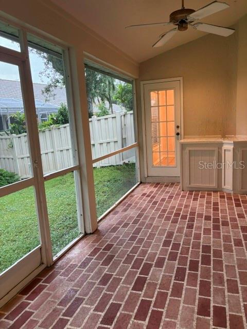 402 DATE PALM CT NE — photo 23