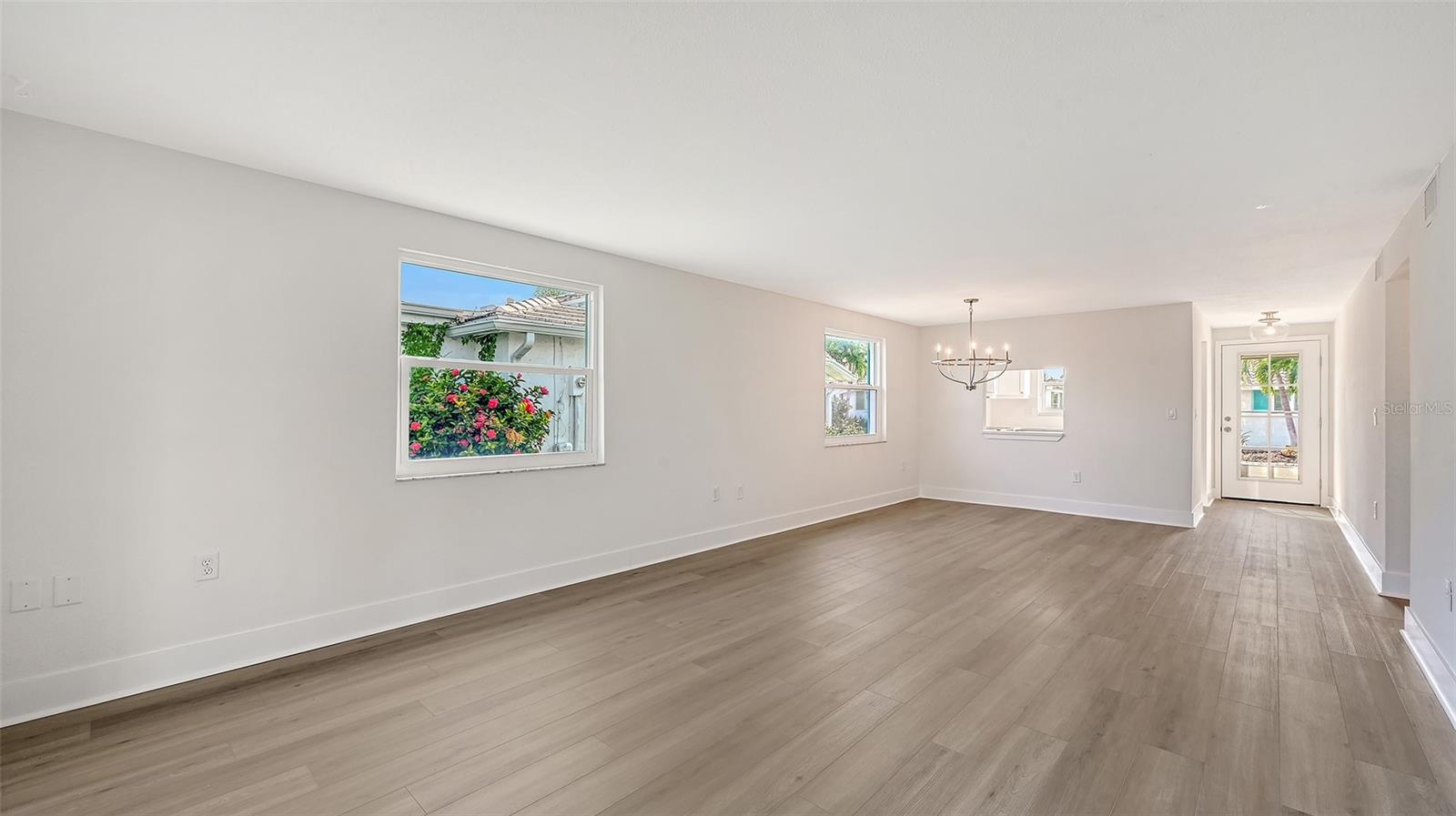 693 SPANISH DR N #24 — photo 8