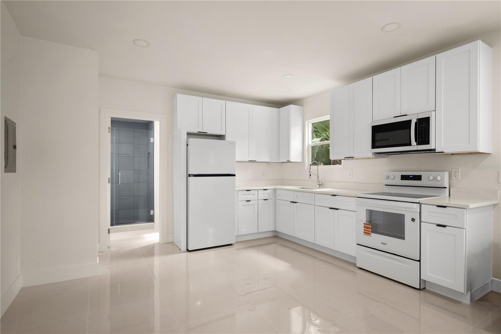 607 N OSCEOLA AVE #A — photo 4