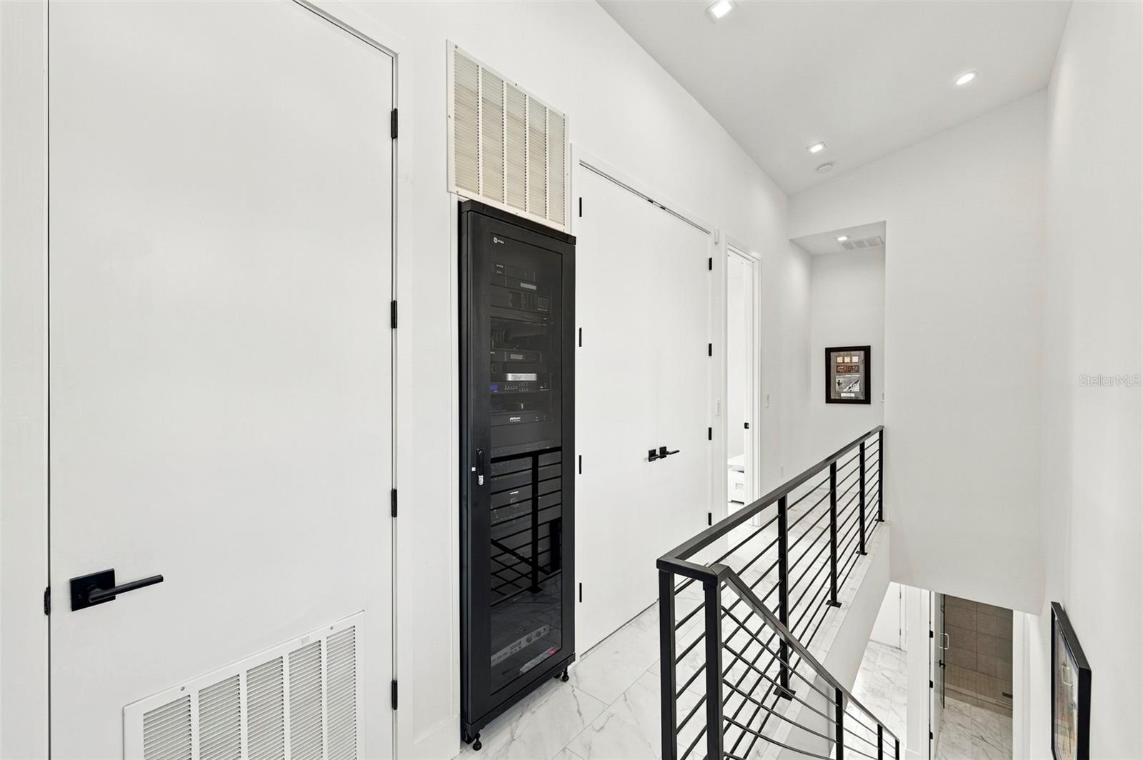 2423 2ND AVE N — photo 33