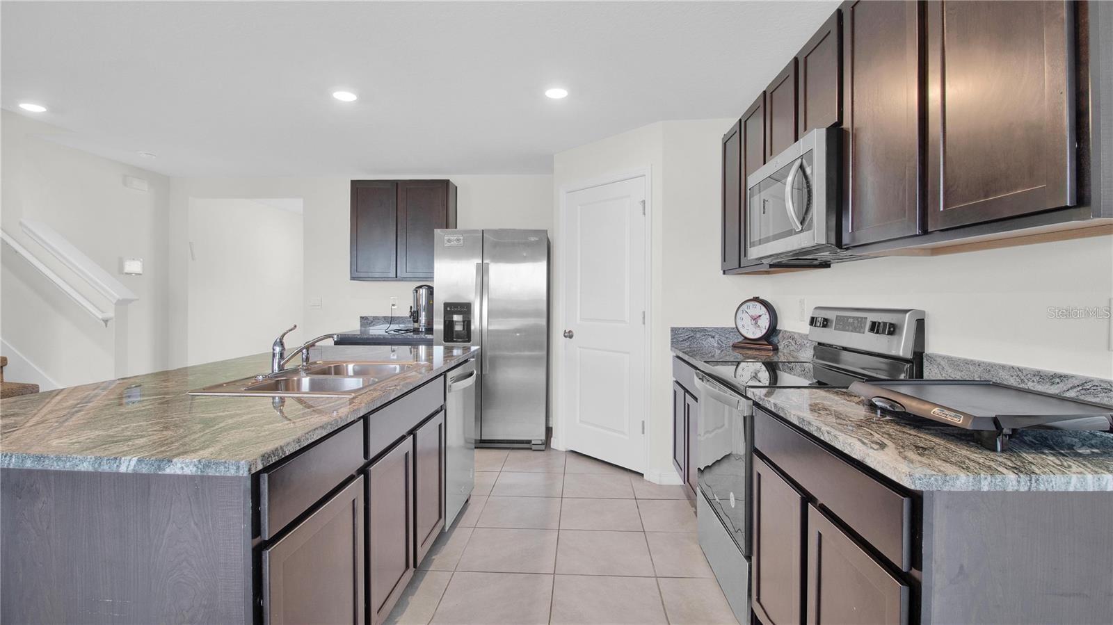 5440 LOGAN CAVE AVE — photo 26
