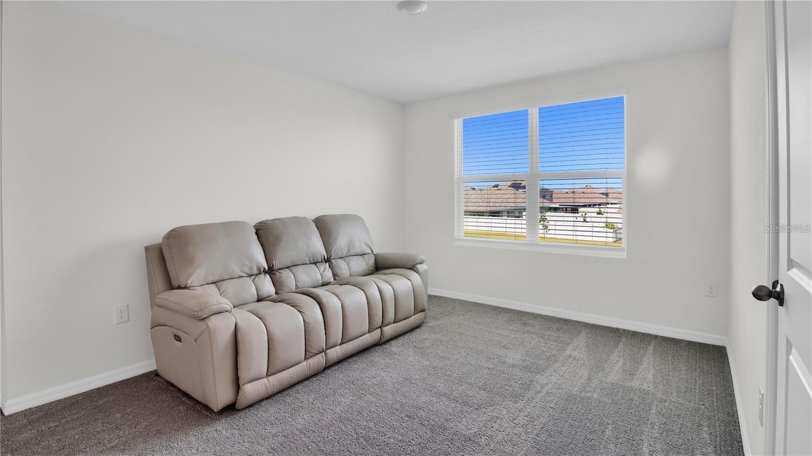 5440 LOGAN CAVE AVE — photo 14