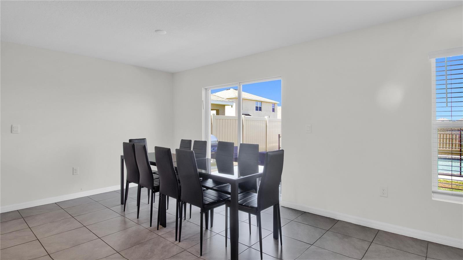 5440 LOGAN CAVE AVE — photo 27