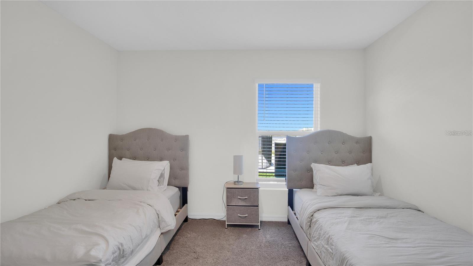 5440 LOGAN CAVE AVE — photo 5