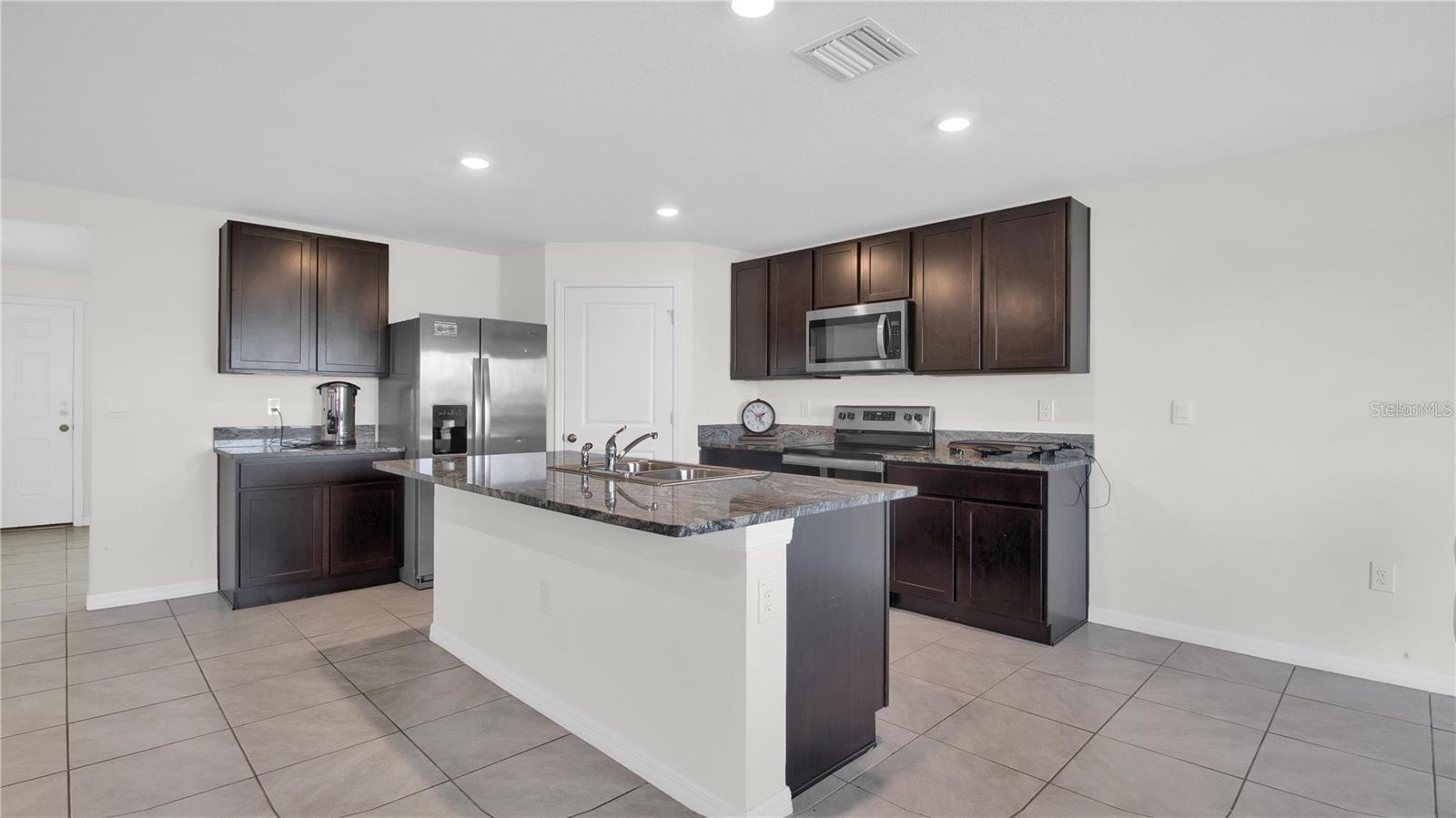 5440 LOGAN CAVE AVE — photo 22
