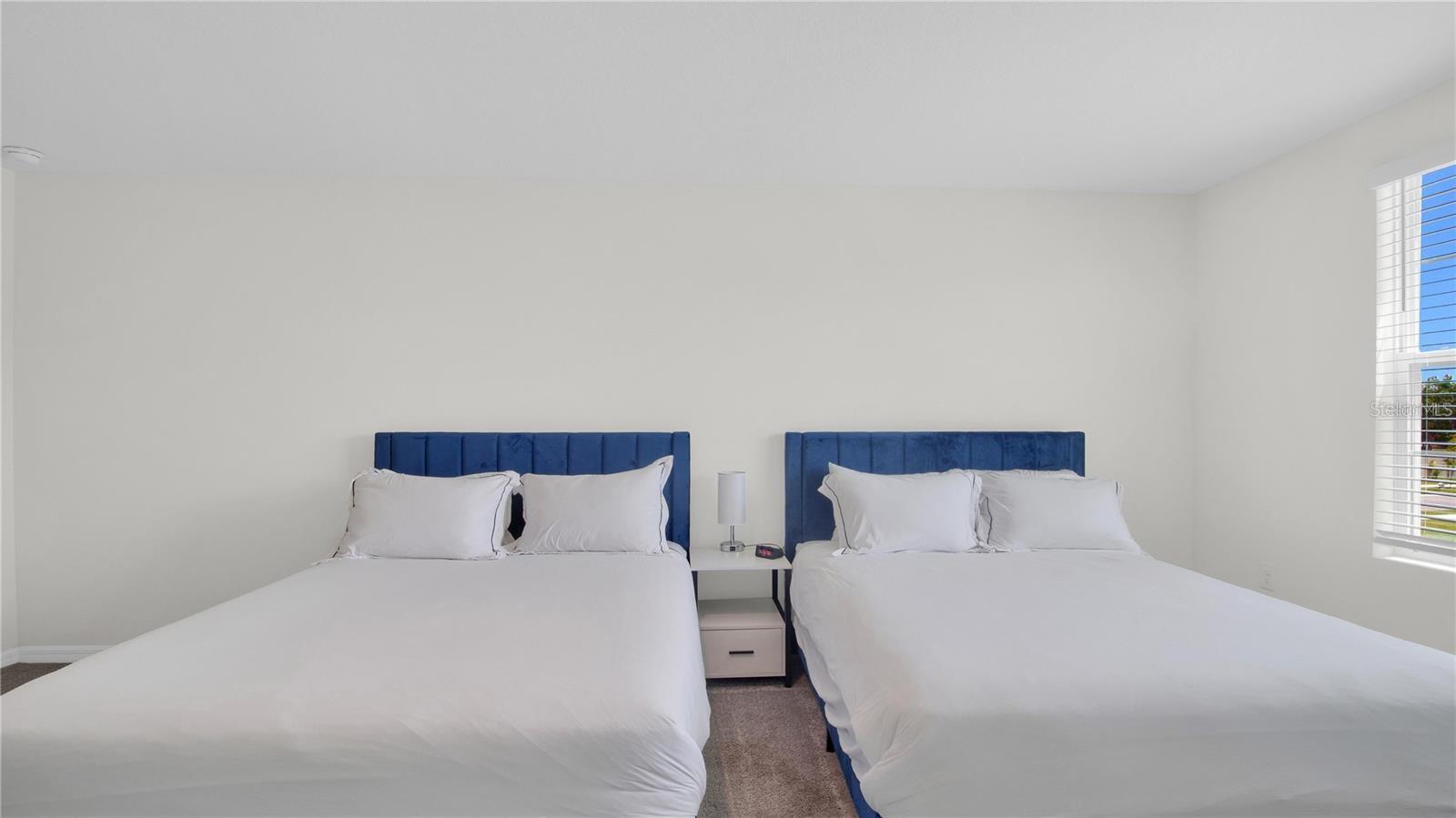 5440 LOGAN CAVE AVE — photo 10
