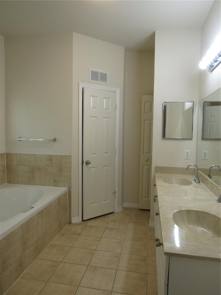 18035 MELIBEE STONE ST — photo 9