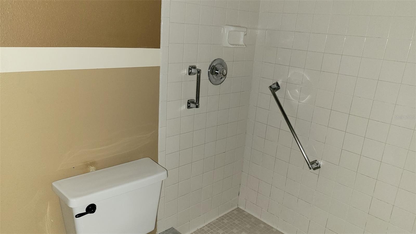 3205 FOX CHASE CIR N #101 — photo 10