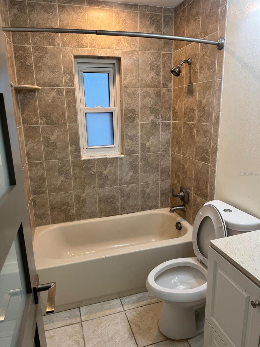 7920 GEORGE WASHINGTON LN — photo 24