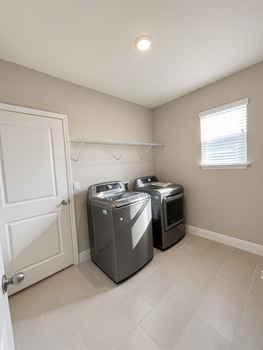 140 BRIGHT IBIS AVE — photo 42