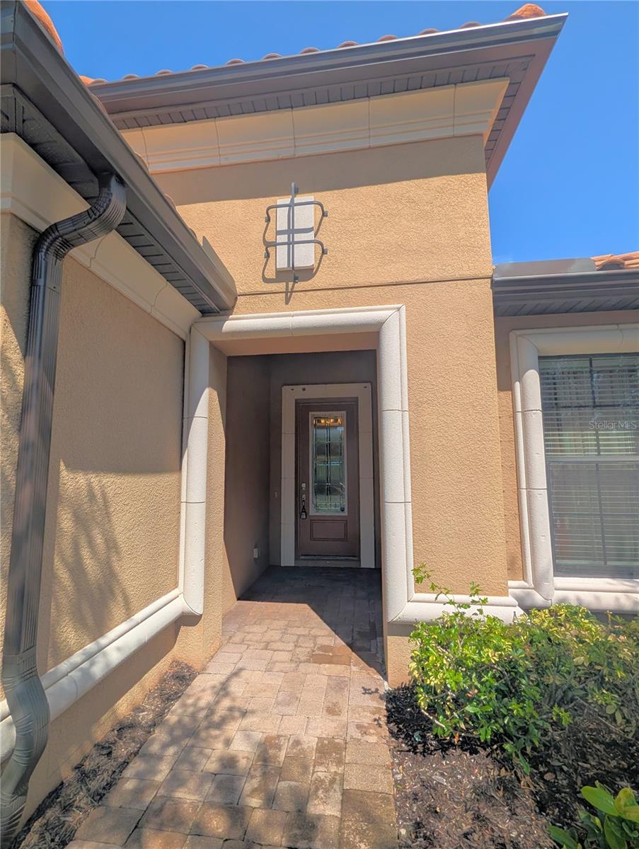 2372 VACCARO DR — photo 4