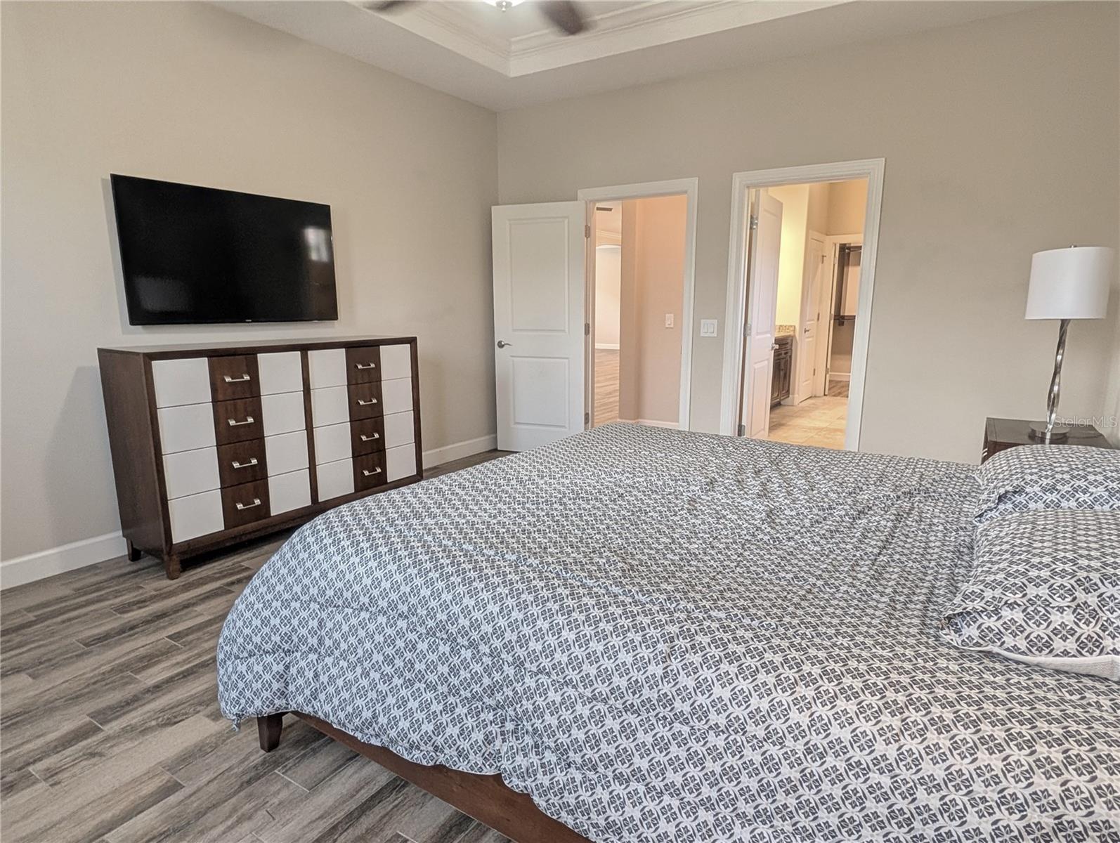 2372 VACCARO DR — photo 20
