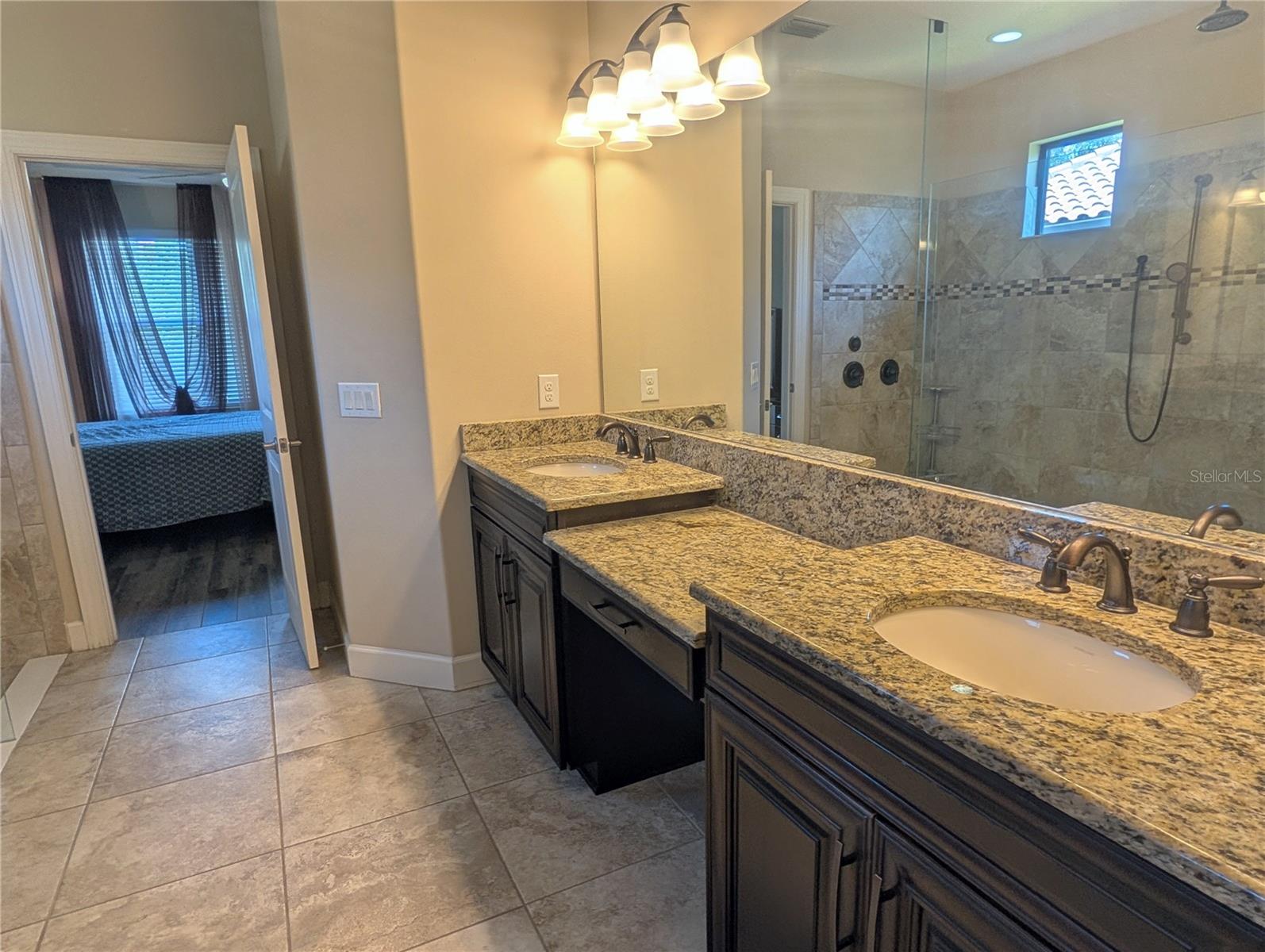 2372 VACCARO DR — photo 23