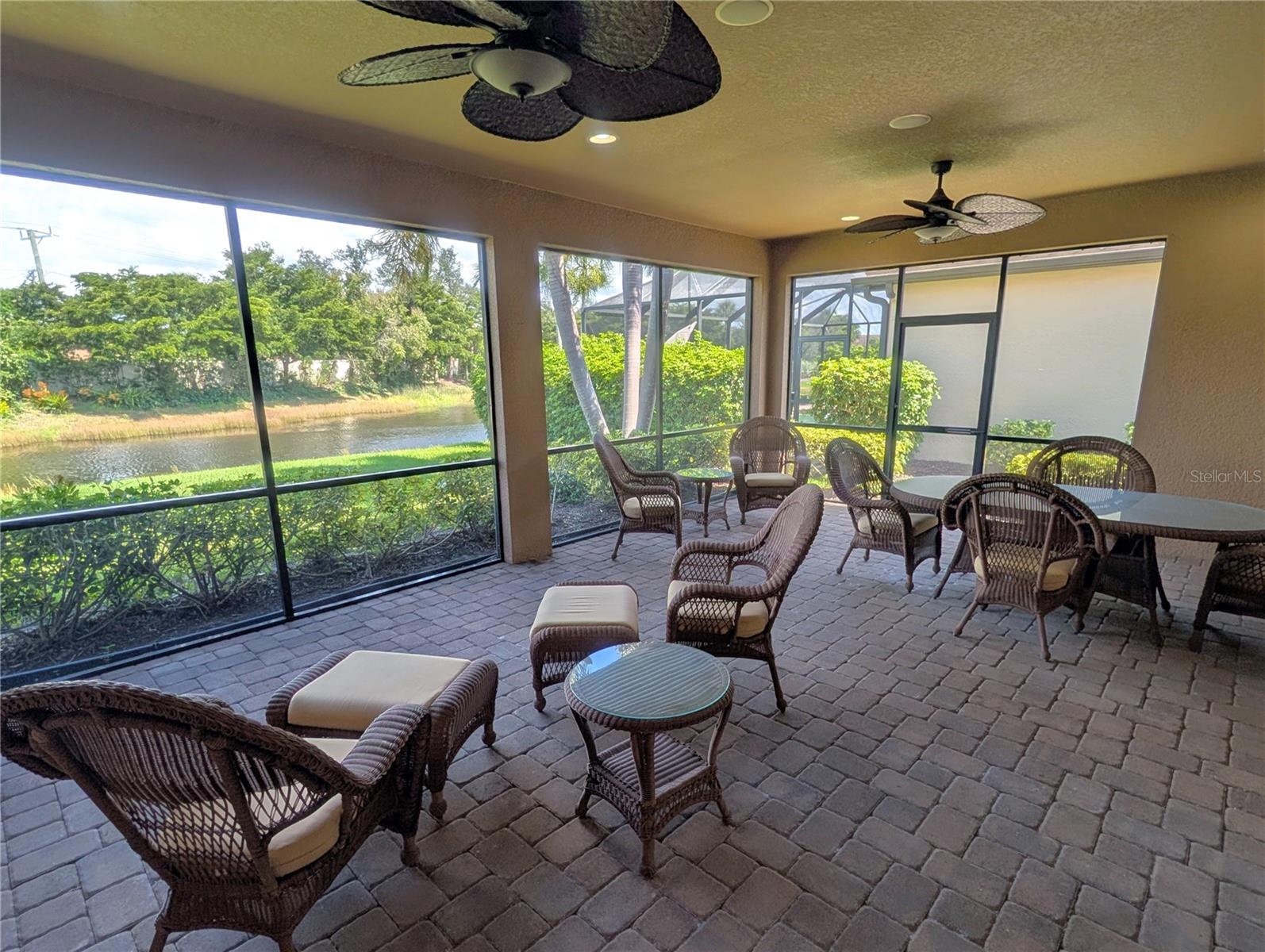 2372 VACCARO DR — photo 39