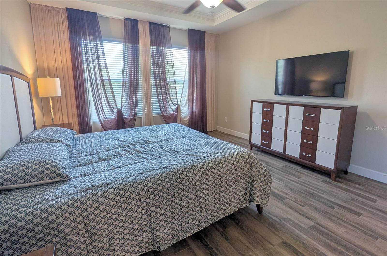 2372 VACCARO DR — photo 19