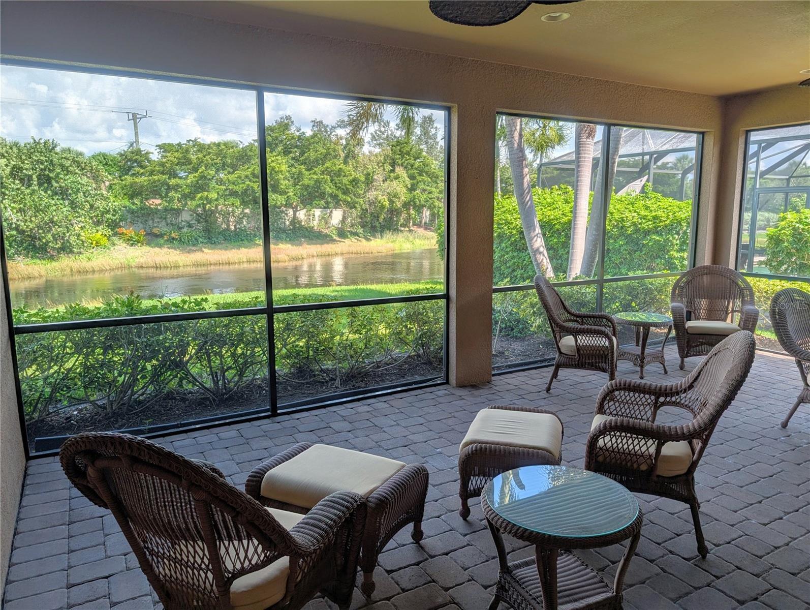 2372 VACCARO DR — photo 43