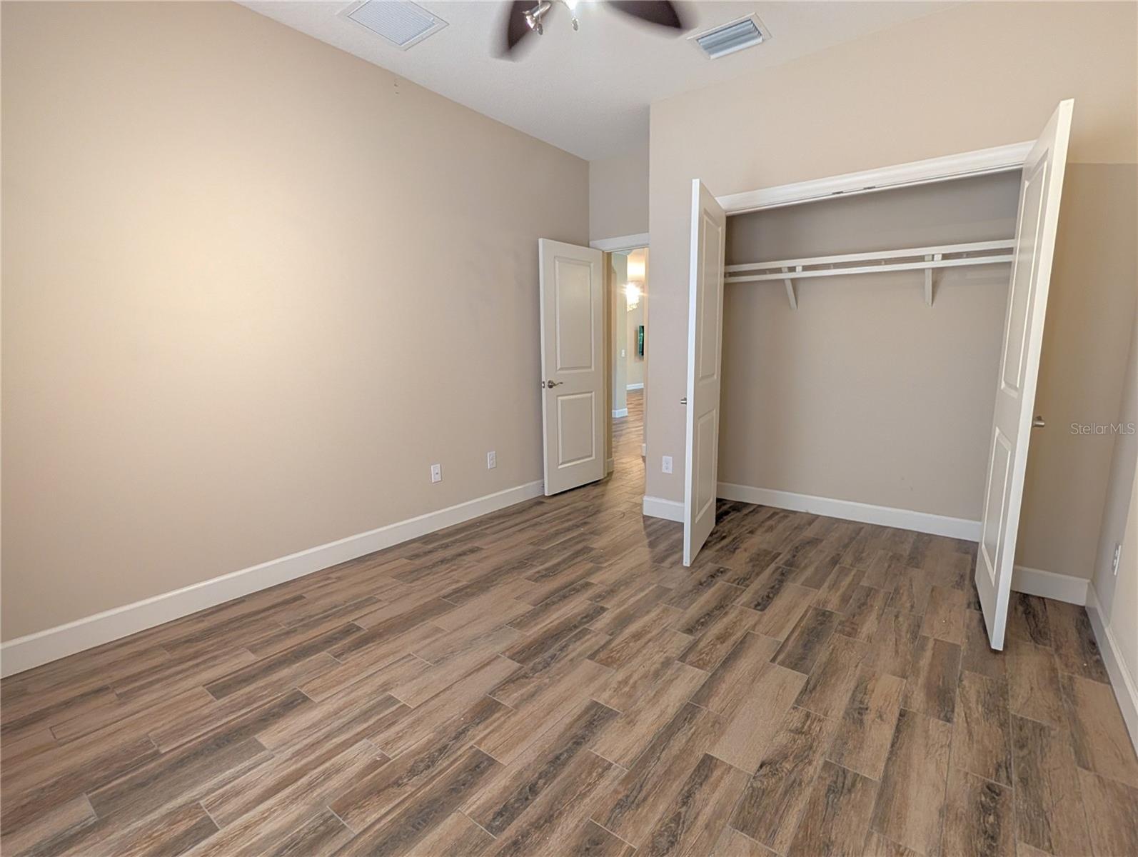 2372 VACCARO DR — photo 34