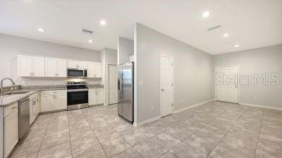 1097 GRANTHAM DR — photo 2
