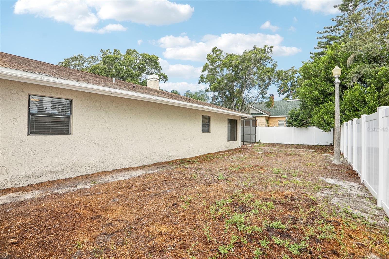 700 13TH CT SW — photo 34