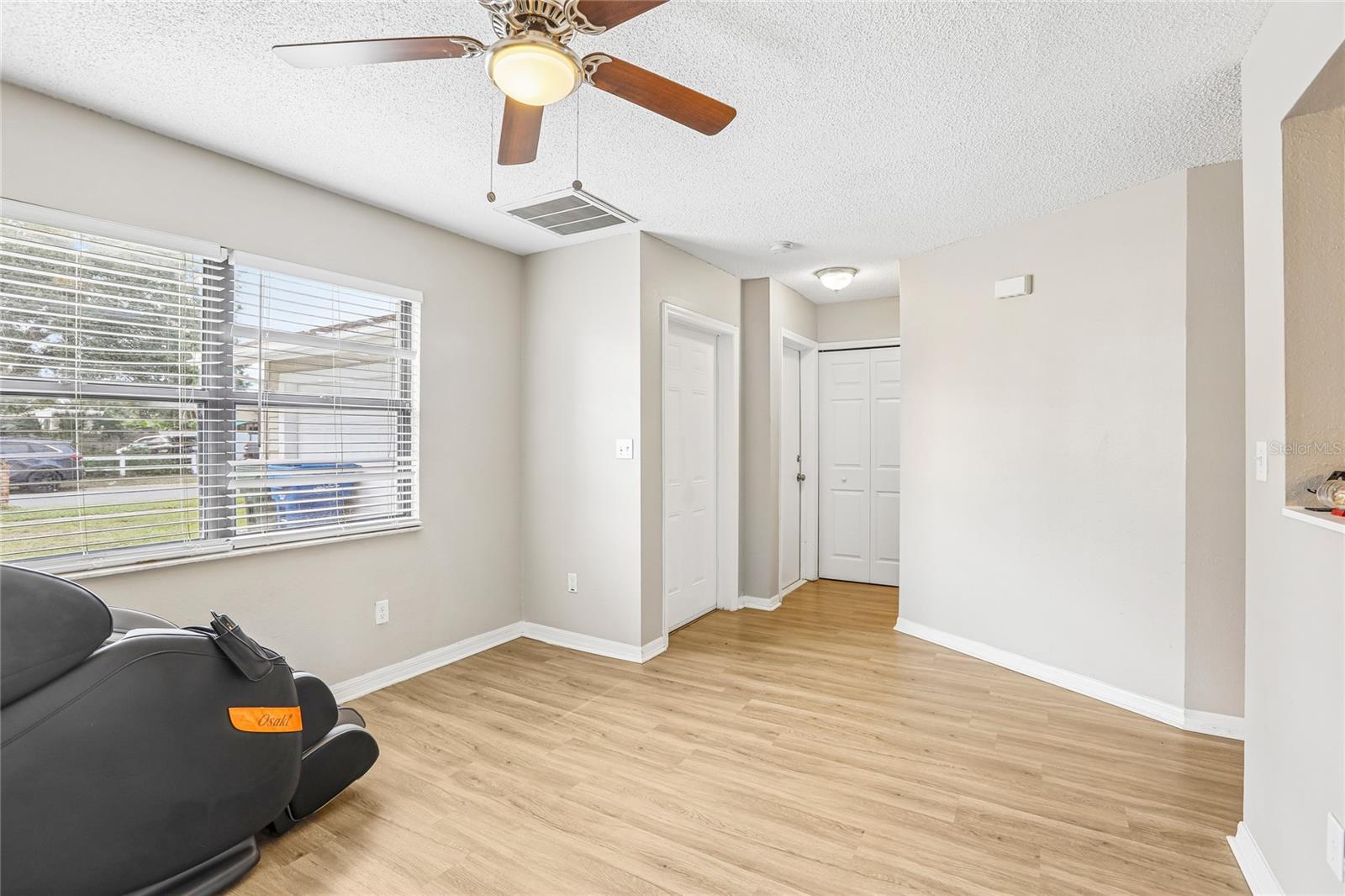 700 13TH CT SW — photo 6